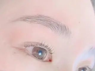 マツエク・マツパ アイブロウ Rich8原宿店 受付担当のマツエク・マツパデザイン