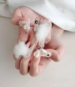 ネイル Lina nail所属・Lunaa 池袋のネイルデザイン