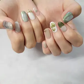 ネイル みよし市 nail salon*pomnal.co所属・Shimada Harukaのネイルデザイン
