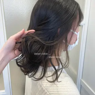 セミロング カラー Rene'所属・当日予約⭕️ yuriのヘアスタイル