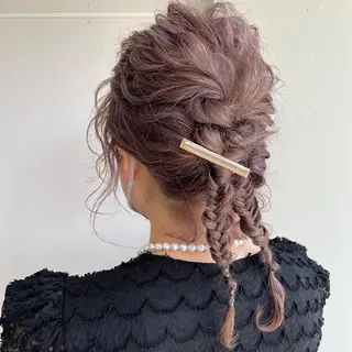 セミロング ヘアアレンジ Nico所属・Nico🌛 Karenのネイルデザイン