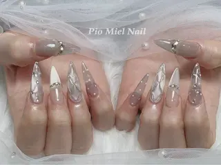 ネイル Pio Mielのネイルデザイン