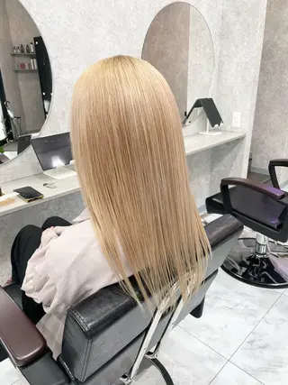 セミロング 🦋ハイトーン🦋 石山 希理🦋のヘアスタイル