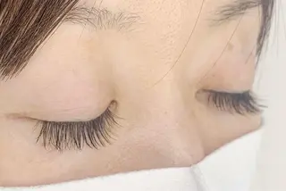 マツエク・マツパ 小関 茅里のマツエク・マツパデザイン