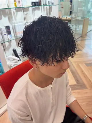 パーマ メンズ ゆい/パーマ/レイヤ ー/似合わせカラーのヘアスタイル