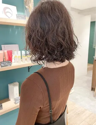 ミディアム パーマ 🫧髪質改善・美髪 艶髪🫧ニタ シンゴのヘアスタイル