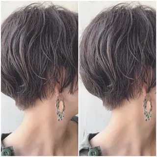 ショート カラー パーマ オリーブ透明感カラー 表参道/MIKUのヘアスタイル