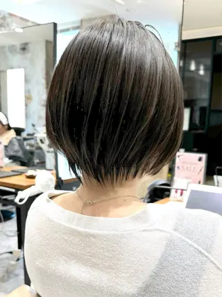 ショート カラー 💍新宿ショート 💍岩田莉奈のヘアスタイル