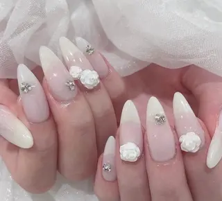 ネイル MoonHi Nail Salon所属・MoonHi Nail 朝霞台のネイルデザイン