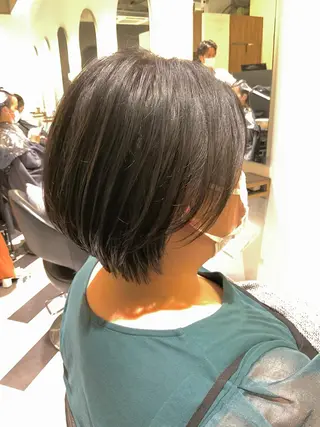 ショート APHRODITE マスダのヘアスタイル