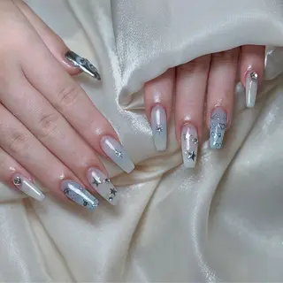 ネイル Maggie Nail🦩のネイルデザイン