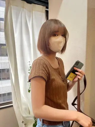 ショート カラー Maison Land所属・KANA MIYOSHIのヘアスタイル