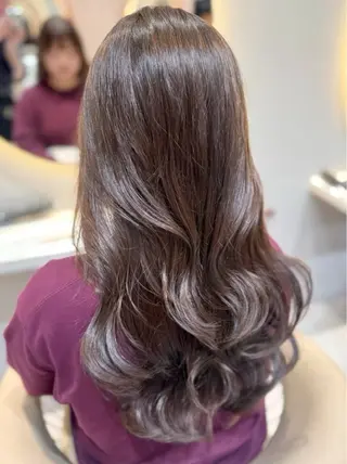 カラー ❤️ブリーチなし💚 ダブルカラー平野実花のヘアスタイル