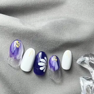 ネイル MAXKELLY Ayakaのネイルデザイン