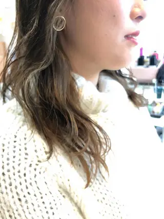 ミディアム カラー 白髪ぼかしハイライト 柳川拓哉のヘアスタイル