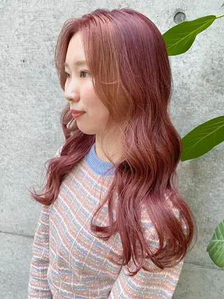 ロング カラー clomus所属・YUKA艶髪 🌸寛ぎ部屋のヘアスタイル