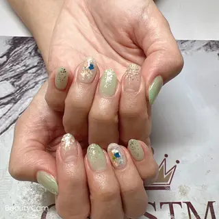 ネイル Guarendo錦糸町店所属・ガレンドウ 白澤 愛子のネイルデザイン