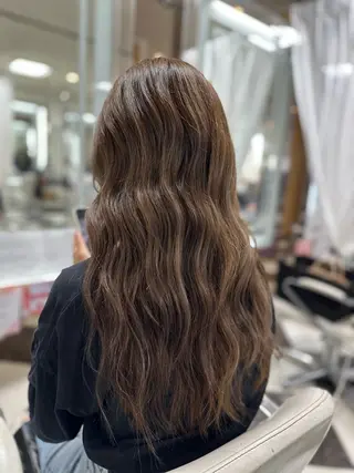 ロング カラー 鶴田 悠斗のヘアスタイル