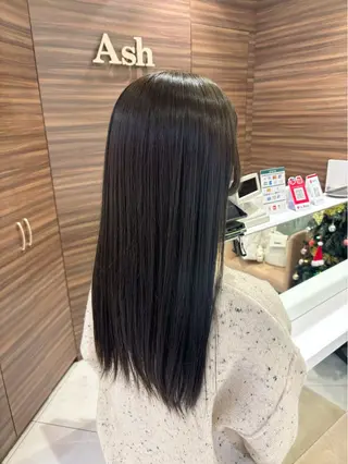 セミロング カラー 平井 心羽のヘアスタイル