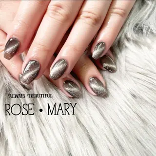 ネイル ROSE・ MARY 鈴木のネイルデザイン