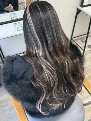 シールエクステ専門サロンSHOWROOM所属・シールエクステ専門店 🦋YAYOI🦋のヘアスタイル