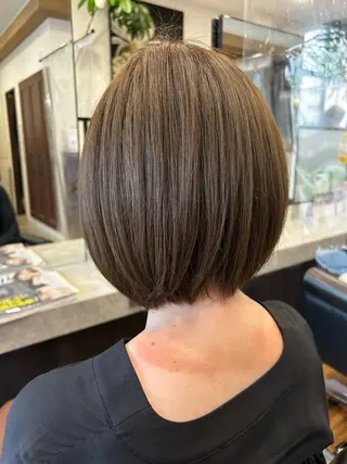 ショート カラー 美容しょうへいの店所属・吉川 茉由子のマツエク・マツパデザイン