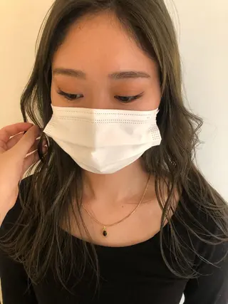 カラー ブリーチカラー🎀 韓国風/寺門美優のヘアスタイル