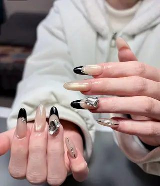 ネイル 🫧 はる🩵のネイルデザイン