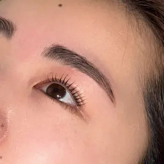 マツエク・マツパ エンズ知立店所属・菅野 葵衣の眉毛・アイブロウイメージ