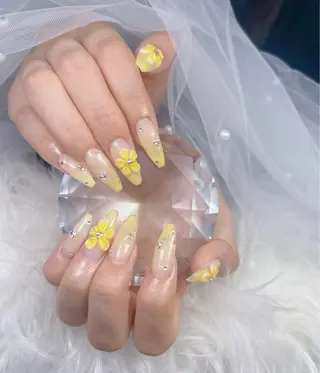 ネイル Mio_ Noiranailのネイルデザイン