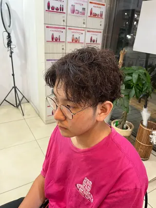 ショート パーマ メンズ 韓国風メンズ/毛流れ ヘアなら須田龍世のヘアスタイル