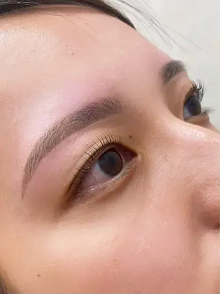 アイブロウ eyesalon Fair 本厚木店のマツエク・マツパデザイン