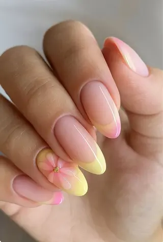 ネイル Tini ANA.CHUOのネイルデザイン