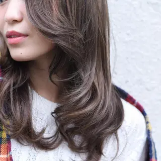 ロング カラー 二宮 早智子のヘアスタイル