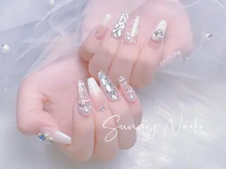 ネイル Sunnyサニー所属・桝井 春奈のネイルデザイン