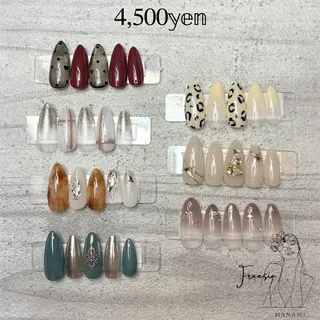 ネイル freesia Manamiのネイルデザイン