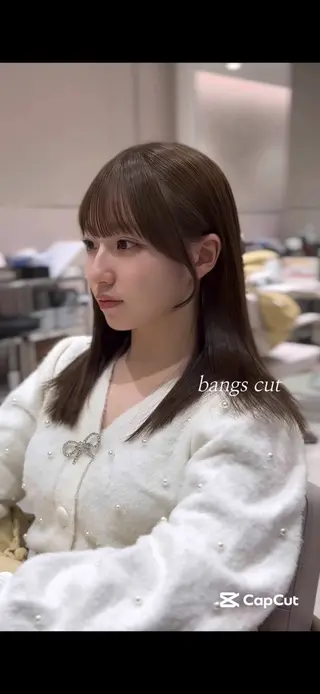 セミロング カラー レイヤー/顔周り /透明感🩶高橋大のヘアスタイル