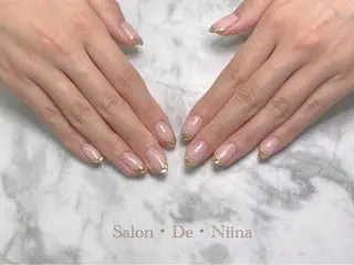 ネイル Salon•de•Niina所属・ボディビルダーSal on.DeNiinaのネイルデザイン