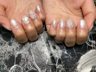 ショート ネイル ✴︎ Delightのネイルデザイン