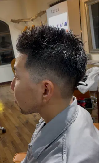 ショート メンズ 西岡 勇人のヘアスタイル