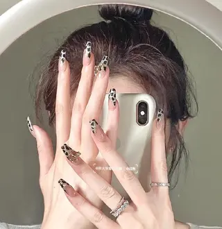 ネイル N. サロン所属・Theone栄店 田口のネイルデザイン