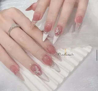 ネイル T nail roomのネイルデザイン