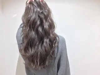 ロング Noe心斎橋所属・Noe心斎橋 堀田 朋宏のヘアスタイル