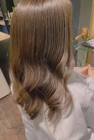 ロング SHINKA所属・小倉 愛のヘアスタイル