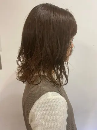 ミディアム パーマ satsuki 暖色・ブラウンカラーのヘアスタイル