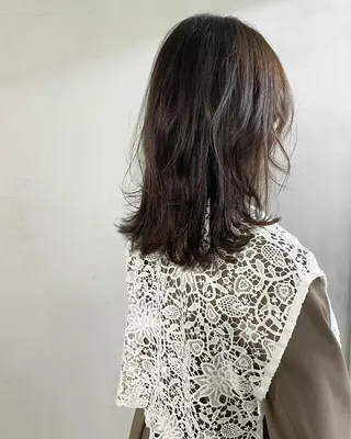 セミロング カラー パーマ ヘアアレンジ キッズ ネイル マツエク・マツパ #tag 稗田綾加のヘアスタイル