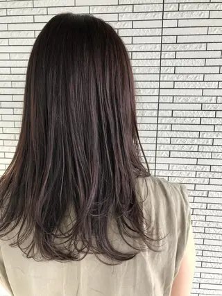 ミディアム カラー マエダ リョウのヘアスタイル