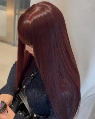 カラー meby所属・🩵福岡ブリーチなし レイヤー/紫音🩵のヘアスタイル