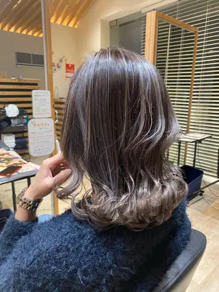 セミロング カラー 関口 友行のヘアスタイル