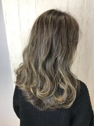 ロング カラー 🎊ルービック 京橋店💛のヘアスタイル
